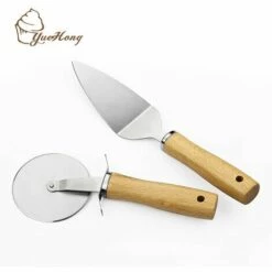 THSINDE 2 Pièces Roulettes à Pizza & Pelle à Pizza Set,Acier Inoxydable Avec Manche Antidérapant,Pour Couper Les Pain Et Gâteau Sandwiches Gaufres,Gris,Convient Aux Amateurs De Pizza.