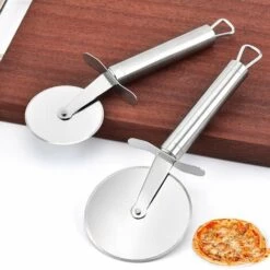 Coupe Pizza, Roulette Pizza En Acier Inoxydable De Haute Qualité, Ustensile De Cuisine Avec œillet De Suspension,Fontainebleau 11 Coupe Pizza, Roulette Pizza En Acier Inoxydable De Haute Qualité, Ustensile De Cuisine Avec œillet De Suspension,Fontainebleau -Four à pizza Soldes 2022 54693740 5