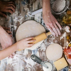 Relaxdays Roulette à Pizza, Set De 2, En Acier Inoxydable, Manche Caoutchouté, Résistant, Coupe-pizza, Argent/anthracite -Four à pizza Soldes 2022 56387734 4