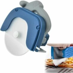 AOUGO Couteau à Pizza, Coupe Pizza Roulette, 430 Acier Inoxydable, Cuisine, Restauration, Pâtisserie, Confortable, Protection Des Doigts, Avec Couvercle De Protection Amovible (Bleu)